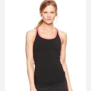 GAPfit contrast trim shelf bra tank top